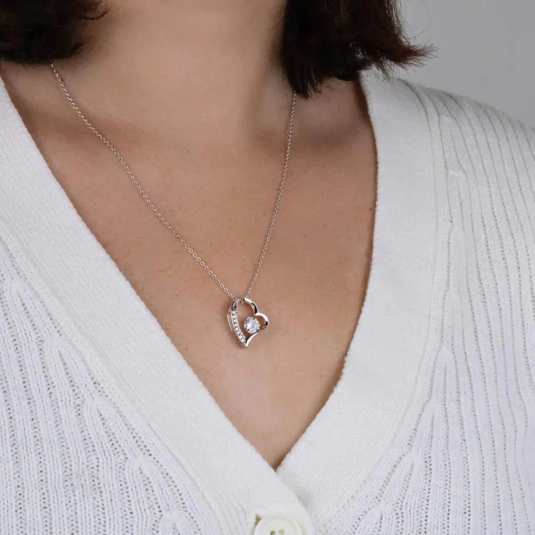 Collar Corazón +CAJA REGALO  SP